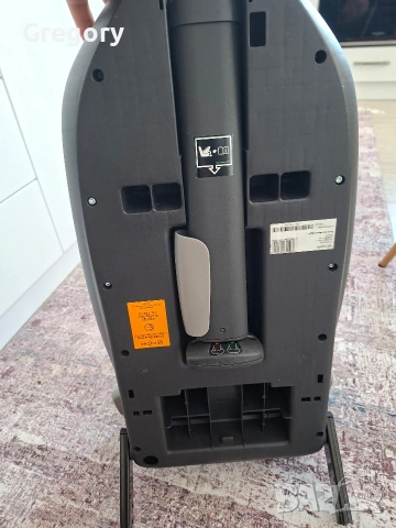 Столче за кола Cybex Aton B2 с основа Isofix в много добре състояние, снимка 10 - Столчета за кола и колело - 55149020