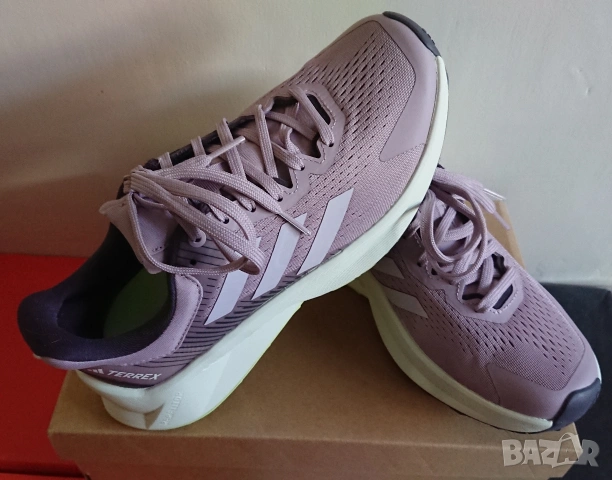 НОВИ ADIDAS SOULSTRDE FLOW W , снимка 2 - Маратонки - 54305724