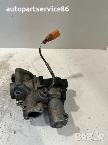 EGR клапан за Volkswagen Touareg 3.0 Tdi (2009) 059131501D , снимка 3 - Части - 54164506