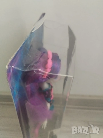 Кукла Монстър Хай Monster High Ari Hauntington Electrified , снимка 6 - Кукли - 54752432