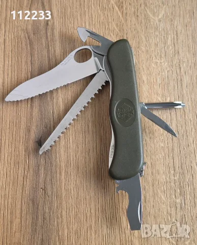 Victorinox One-Handed Trekker Soldier German Army Knife (GAK) 111 mm