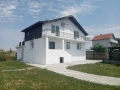 Една фамилна къща , снимка 1