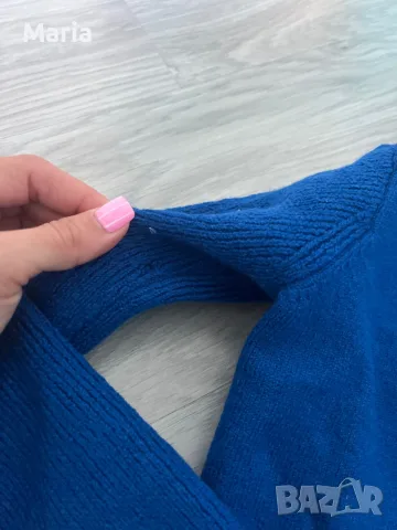 Оригинален дамски пуловер Armani Jeans 100% Virgin Wool XS, снимка 3 - Блузи с дълъг ръкав и пуловери - 55510990