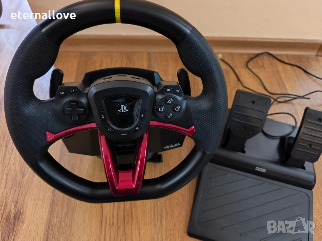 Безжичен волан с педали на HORI, съвместим с PlayStation 5, PlayStation 4