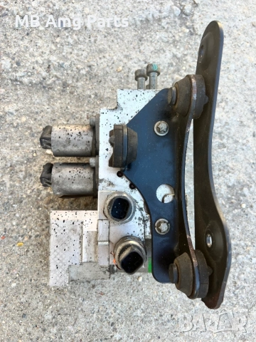 МЕРЦЕДЕС  Ml gle gls w166 amg 63 блок клапани окачване A 1663201158, снимка 3 - Части - 54098782