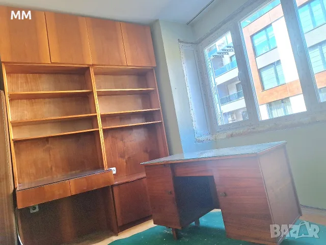 ПОДАРЯВАМ 2секции, Гадероб, Легло, Маса, 3 бюра, столове и др, снимка 3 - Секции и витрини - 55425511