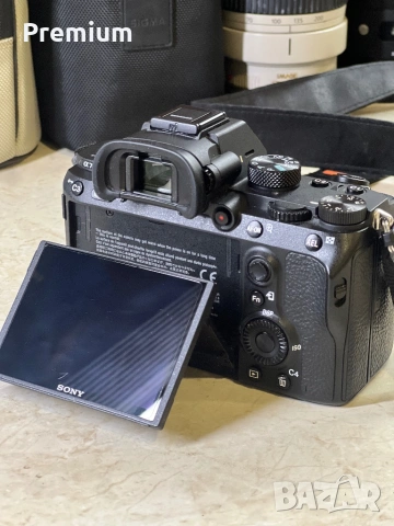 Sony A7 III Тяло, снимка 3 - Фотоапарати - 54841172