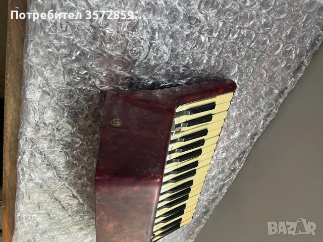 Корпус с клавиатура за акордеон Weltmeister Stella 48/60/80 баса, снимка 4 - Акордеони - 55232568