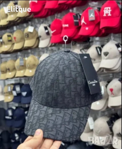 шапки с козирка emporio armani valentino garavani christian dior louis vuitton, снимка 2 - Шапки - 54323139