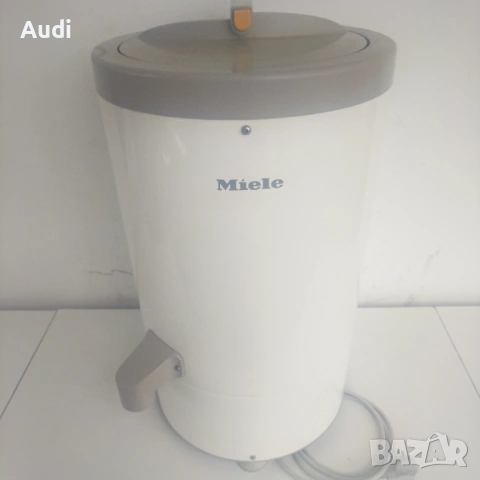 Компактна преносима сушилня за дрехи MIELE с вместимост 3 кг.  Идеална за студенти, вила, къмпинг, снимка 2 - Сушилни - 54773282