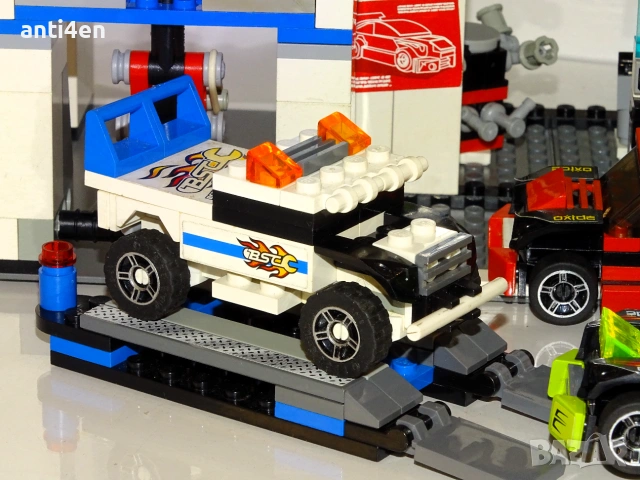 Комплект LEGO 8681 „Brick Street Customs“ + Бонус комплект 31115, снимка 8 - Конструктори - 55091871