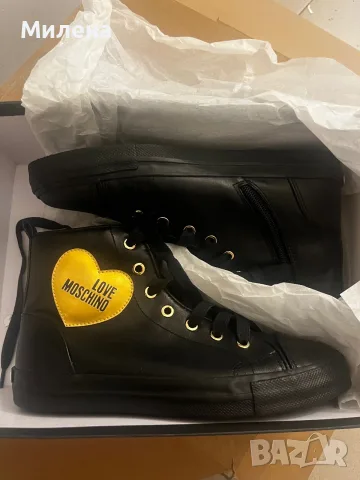 Нови, оригинални Love Moschino , снимка 2 - Кецове - 55319191