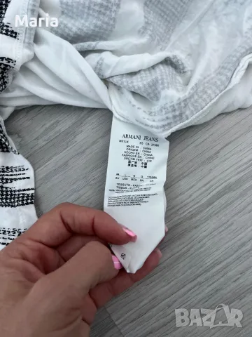 Дамска блуза Armani Jeans с дълъг ръкав размер 44, снимка 4 - Блузи с дълъг ръкав и пуловери - 55479399