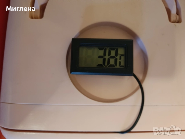 Мини хладилници на 12 и 220 волта , снимка 8 - Хладилни чанти - 54644265