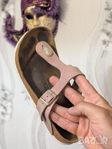 чехли Birkenstock GIZEH Suede Metallic Rose Copper номер 39 , снимка 5 - Чехли - 55052958