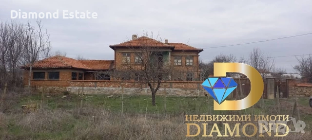 Двуетажна къща в село Поляново, общ. Харманли, снимка 2 - Къщи - 54775744