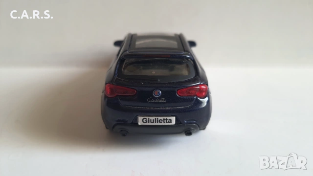 Alfa Romeo Giulietta Bburago - Мащаб 1:43, снимка 5 - Колекции - 54581480