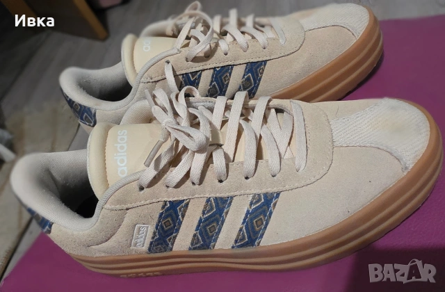 Дамски кецове Adidas