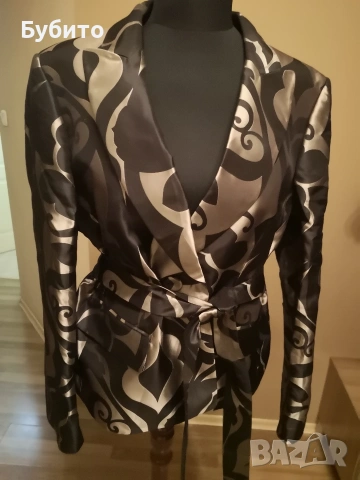 escada , снимка 2 - Сака - 54763166