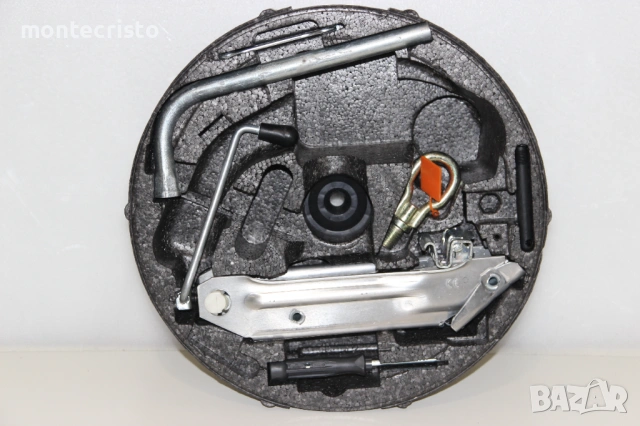 Комплект крик Audi A3 8L (1996-2003г.) кука за теглене ключ за гуми 8L0011031C, снимка 2 - Аксесоари и консумативи - 54142348