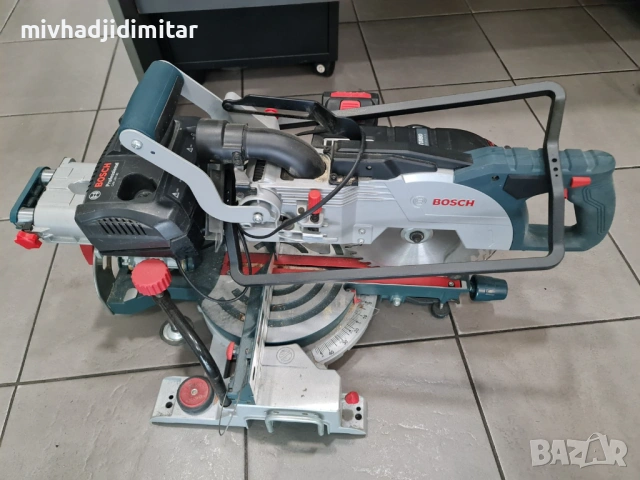 ***Топ Оферта***Акумулаторен потапящ циркуляр BOSCH GCM 18V-216 D SOLO