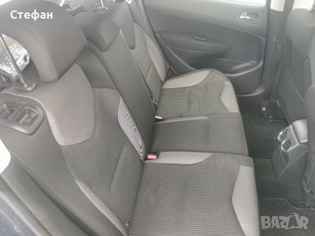 НОВА ЦЕНА Peugeot 308 1.6 110 кс, снимка 17 - Автомобили и джипове - 54034072