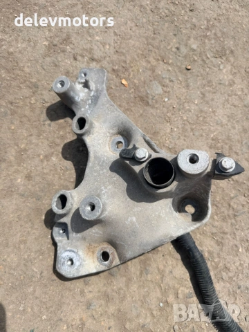 93455374, 648606762R планка конзола от Renault Trafic 3 1.6 dci двигател R9M415 121 кс., 6 ск.