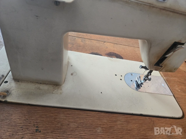 Продавам бродирачна машина ,лично вземане от гр.Самоков, снимка 4 - Шевни машини - 54160754
