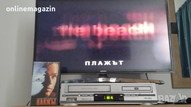 Видеокасета " ПЛАЖЪТ "  2000 г. VHS , снимка 6 - Други жанрове - 54883224