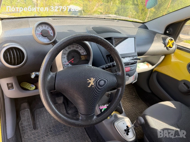 Peugeot 107 автоматик , снимка 8 - Автомобили и джипове - 54452665