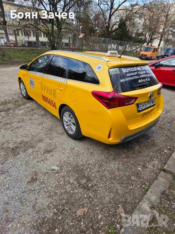toyota Auris hibrid 1.8 2015, снимка 7 - Автомобили и джипове - 54003988