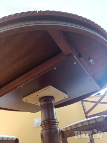 Кръгла старинна маса с 4 стола, снимка 13 - Маси - 54102091