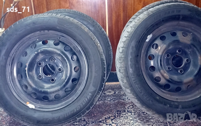 Продавам 4 бр,зимни гуми 195/65/15 с железни джанти за hyundai i30 67.1 ,5х114.3 200 евро 