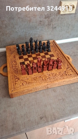Стар дървен шах и табла 