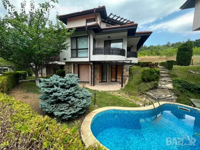 Апартамент с двор в Bay View Villas