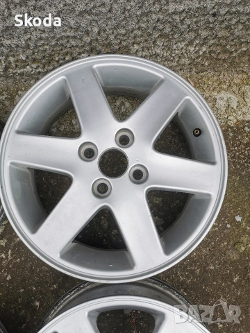 suzuki ignis 4x100 15, снимка 4 - Гуми и джанти - 54323520