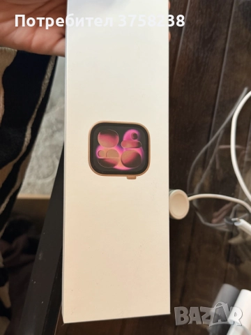 MEV74MP/A Apple Watch Series 11 46mm
Rose Gold AILB SB M/L GPS има
дрьскотини в екрана, снимка 2 - Смарт гривни - 55682901