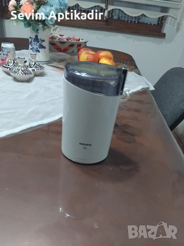 Кафемелачка Krups 75, снимка 4 - Кафемашини - 53965123