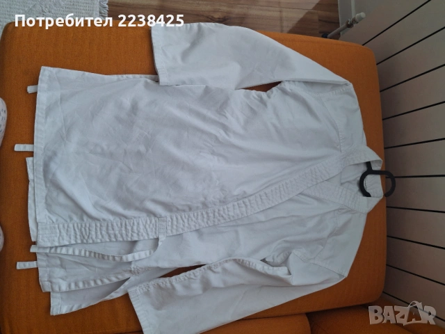 Кимоно за карате за дете, снимка 2 - Други спортове - 54854194