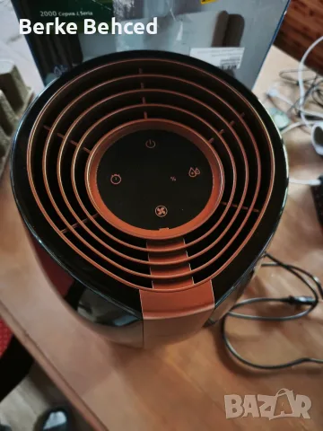Овлажнител за въздух Philips, снимка 3 - Овлажнители и пречистватели за въздух - 55665867