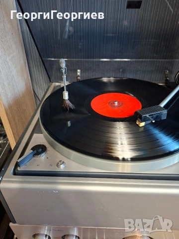 WEGA 3420-1229 turntable....
