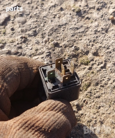 Реле VW П3 N:3821 - Ауди - БМВ - Форд - Волво - 0332204150, снимка 2 - Части - 54103541