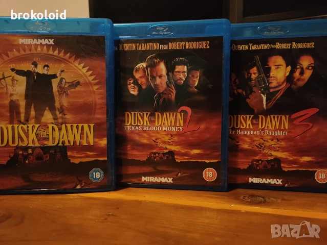 От здрач до зори трилогия блу рей колекция dusk dawn trilogy blu ray collection , снимка 9 - Blu-Ray филми - 52424087