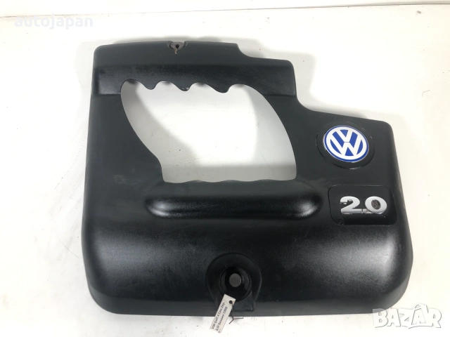 Декоративна кора над двигателя за Volkswagen Golf 4 2.0 98г.