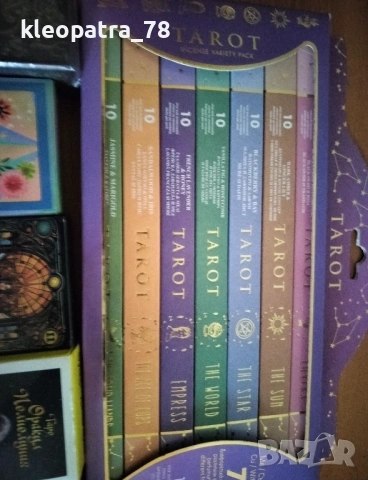 Карти Таро и Оракули, снимка 3 - Карти за игра - 54440400