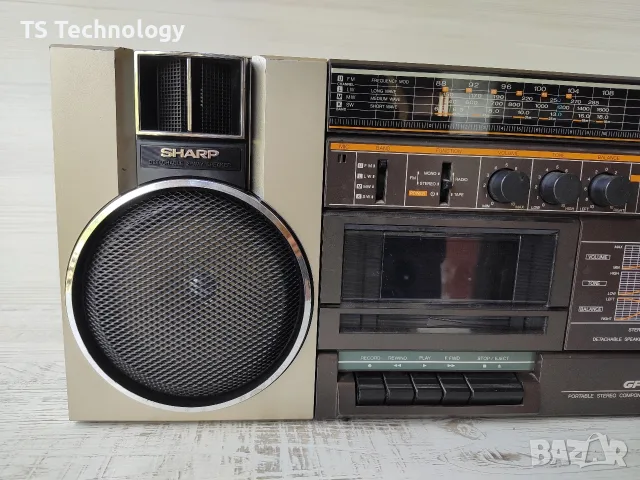 Ретро Касетофон SHARP GF-A1 (Boombox) – Безупречно Състояние / Колекционерски, снимка 3 - Радиокасетофони, транзистори - 55664343