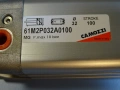 Пневматичен цилиндър Camozzi 61M2P032A0100 pneumatic cylinder 10bar, снимка 3