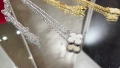 Van Cleef & Arpels VCA Gold Mother of Pearl Sweet Alhambra Clover Дамско Колие, снимка 8