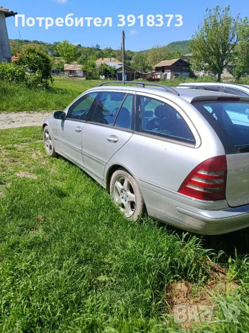 Mercedes Benz C220, снимка 10 - Автомобили и джипове - 55195226