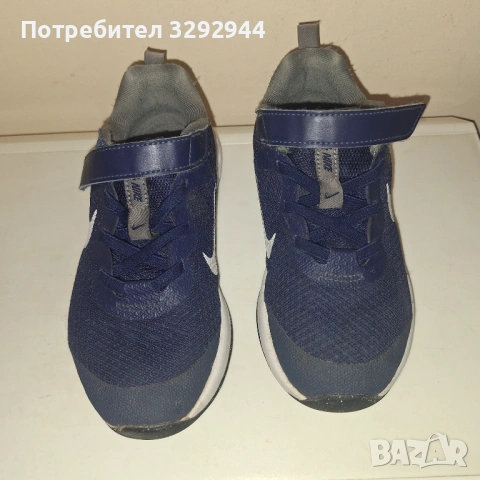 Детски маратонки Nike,30 номер, снимка 2 - Детски маратонки - 54208328